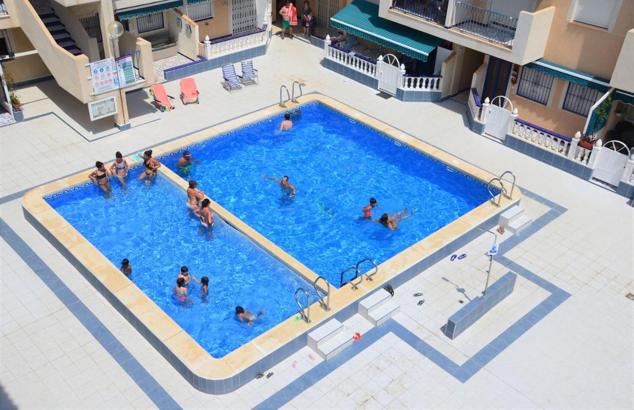 Naufragos Beach Apartment Torrevieja Exterior photo