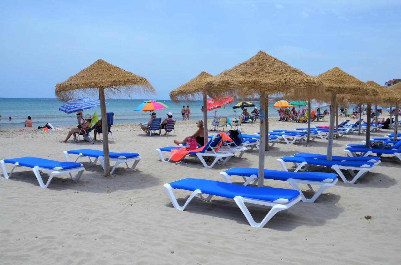Naufragos Beach Apartment Torrevieja Exterior photo